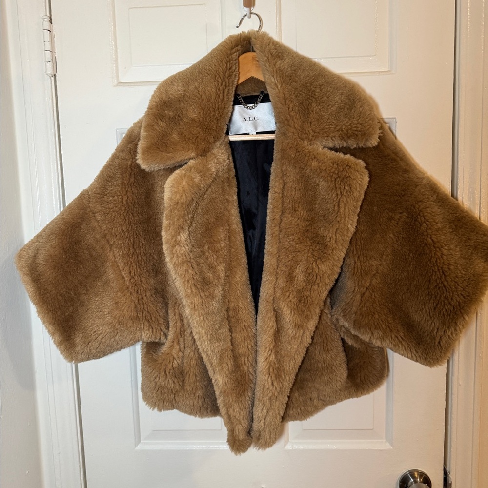 NWOT ALC faux fur shrug - S